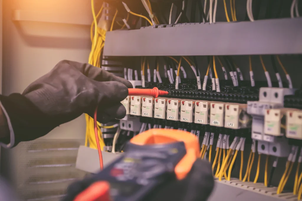 close-up-hand-electrical-engineering-using-measuring-checking-electricity_11zon,ระบบไฟฟ้า,ตรวจระบบไฟ,เช็คไฟ,เช็คระบบไฟ,ตรวจบ้าน, ตรวจคอนโด,รับตรวจบ้าน, ตรวจบ้านก่อนโอน ตรวจรับบ้าน,ตรวจรับคอนโด บริษัทรับตรวจบ้าน,รับ ตรวจ คอน โด,บริษัท ตรวจ รับ บ้าน ,บริษัท รับ ตรวจ บ้าน, รับตรวจคอนโด, บริษัทตรวจรับบ้าน, ตรวจบ้าน ราคา,บริษัท ตรวจบ้าน, ราคาตรวจบ้าน, ตรวจคอนโด ราคา,รับตรวจบ้าน ราคา, วิศวกรตรวจบ้าน